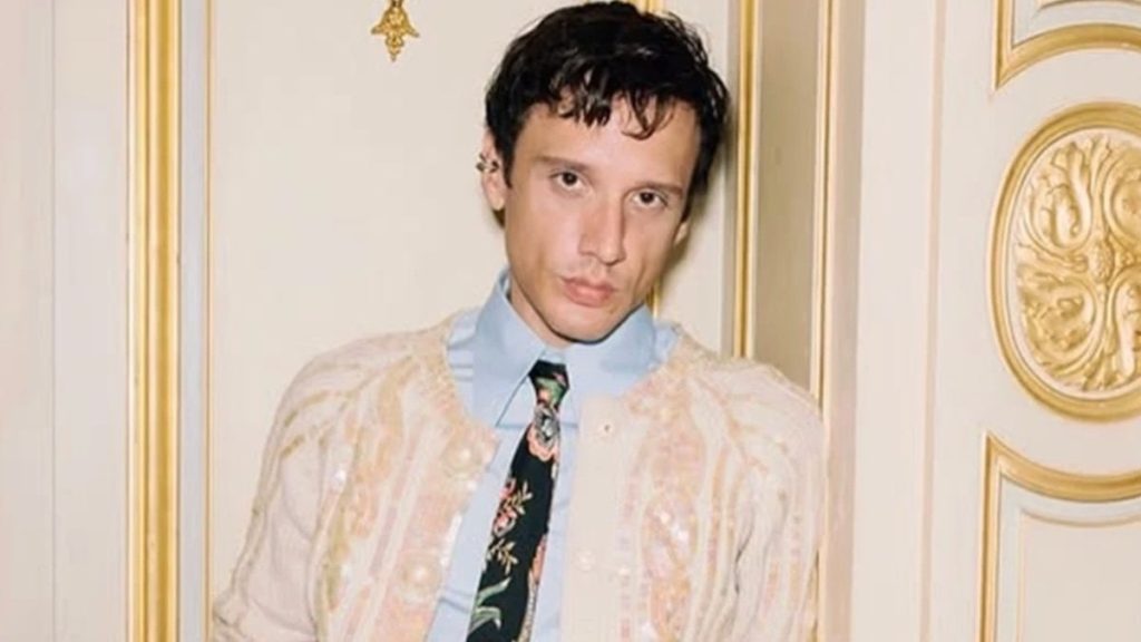 Gözaltına alınan şarkıcı Edis serbest bırakıldı