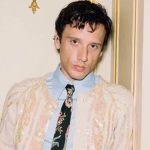 Gözaltına alınan şarkıcı Edis serbest bırakıldı