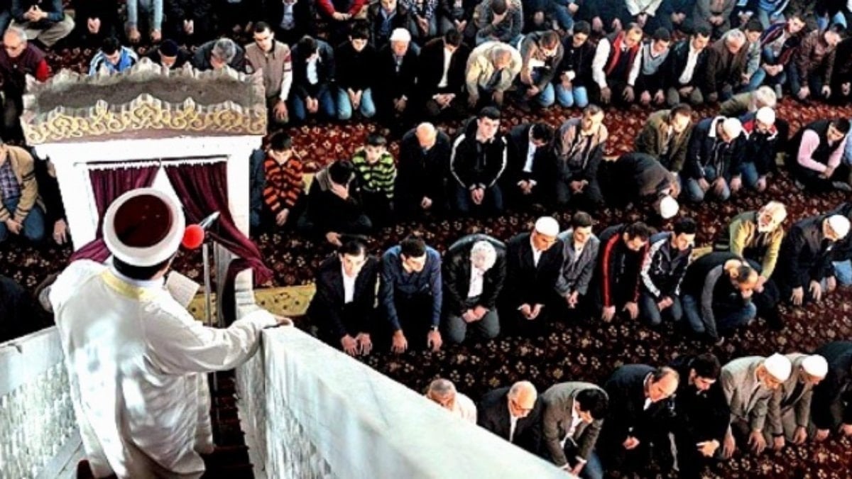 Haftanın Cuma hutbesi: İnsan ve aile hayatını mahveden bağımlılıklar