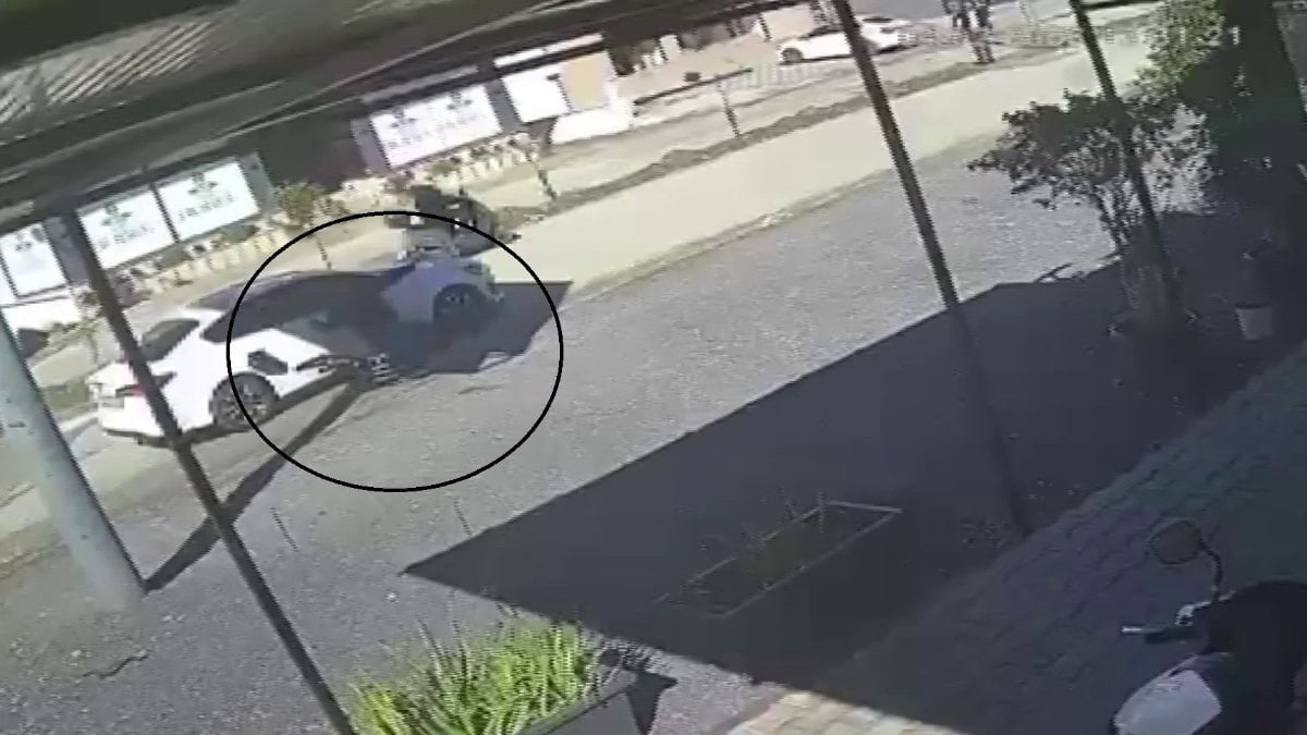 Hatay’da bisikletliye çarpan otomobil can aldı