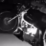 Hatay’da ehliyetsiz motosikletlinin sosyal medya şovu 77 bin TL’ye patladı