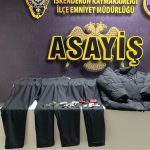 Hatay’da mağazada alarm söken hırsız suçüstü yakalandı