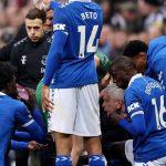 İngiltere’de futbolculara oruçlarını açma izni verilecek