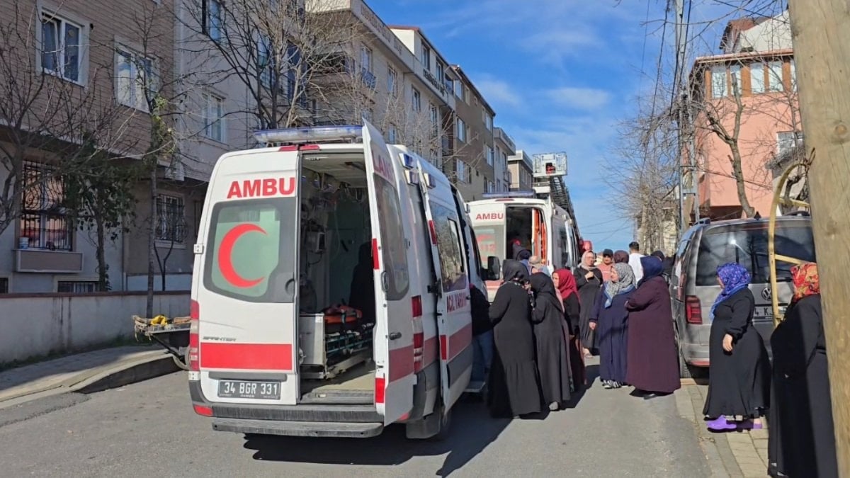 İstanbul’da binada yangın çıktı, 7 kişi mahsur kaldı