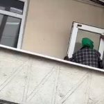 İstanbul’da boş evdeki pencereler çalındı