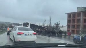 İstanbul’da İETT otobüsü kaza yaptı