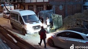 İstanbul’da kavgayı görüntüleyen kadın darbedildi