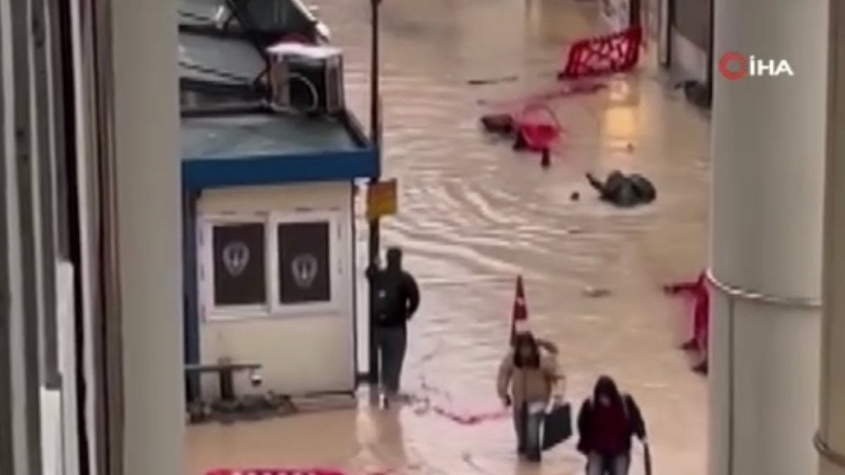 İzmir’de su dolu çukur skandalında sorumlu şirkete para cezası