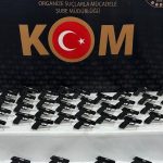 İzmir’de suç örgütüne operasyon düzenlendi: 1 milyar TL para hareketi tespit edildi