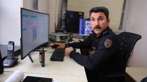 Kahramanmaraş’ta evladını enkazda kaybetti, görevini bırakmadı: Binlerce hayat kurtardı