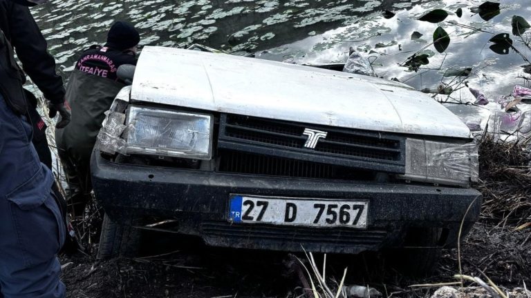 Kahramanmaraş’ta otomobil göle uçtu: Sürücü hayatını kaybetti
