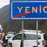 Karabük’te iki otomobilin kafa kafaya çarpıştığı kazada 5 kişi yaralandı