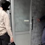 Karabük’te polis elinde ayakkabıyla kaymakamı bekledi, tepkiler sonrası açıklama geldi