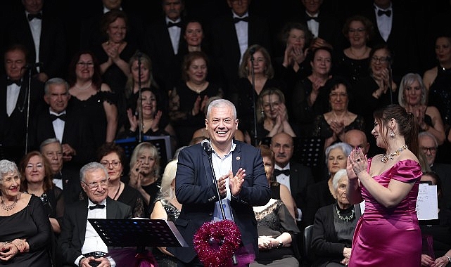 Konak’ta şarkılar sevgiyi anlattı