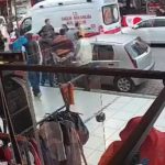 Mersin’de sokak ortasında çıkan bıçaklı kavga kameraya yansıdı