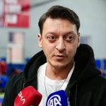 Mesut Özil: Dualarım Fenerbahçe’yle