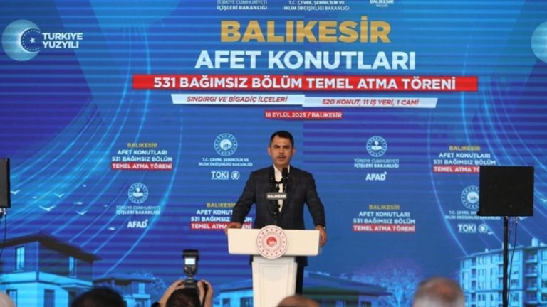 Murat Kurum’dan Sındırgı depremzedelerine mesaj: Söz verdik, tutacağız