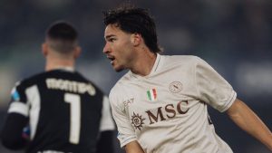 Napoli, Hellas Verona’yı son dakikada yıktı