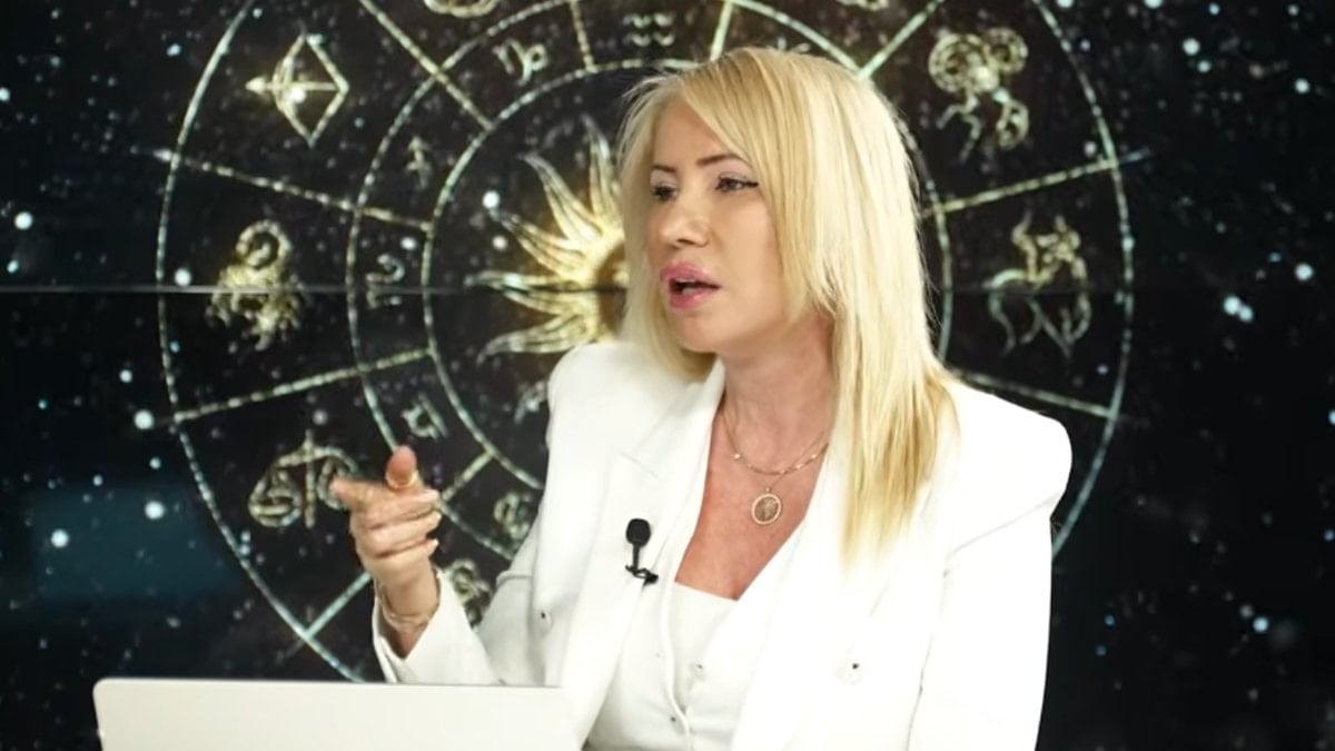 Nihan Urel, Ensonahaber YouTube kanalında astroloji gündemini yorumladı