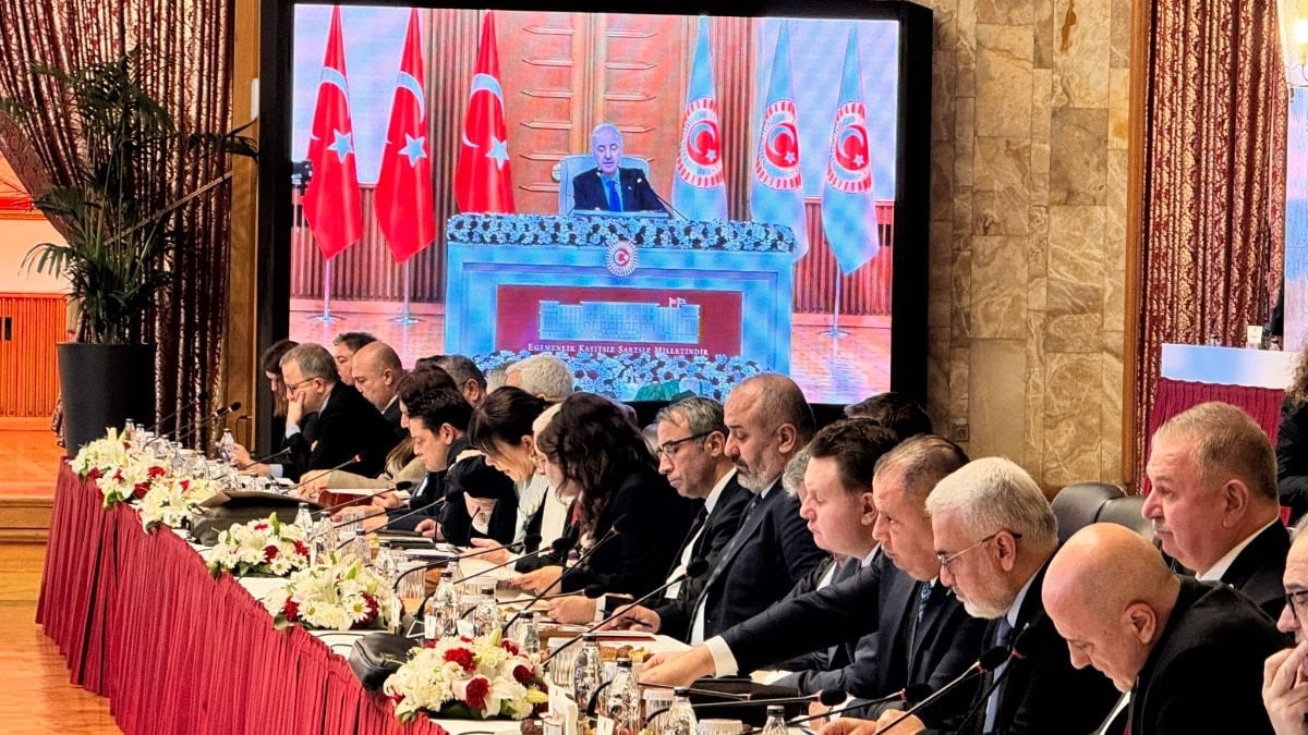 Numan Kurtulmuş: Komisyonun hazırladığı rapor af mahiyetinde değil