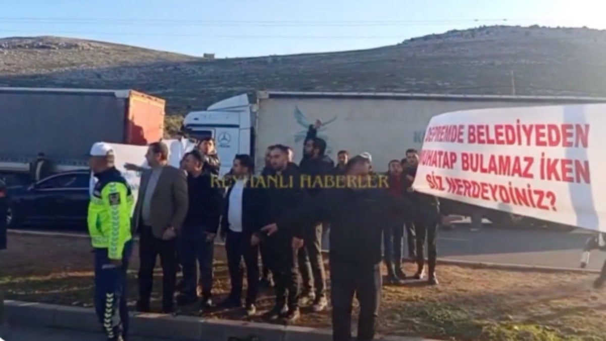 Özgür Özel, Hataylı depremzedeler tarafından protesto edildi
