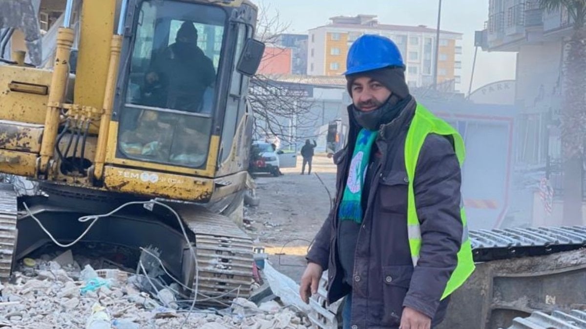 Rizeli muhtar 3 yıl sonra döndüğü Kırıkhan’da değişime şaştı