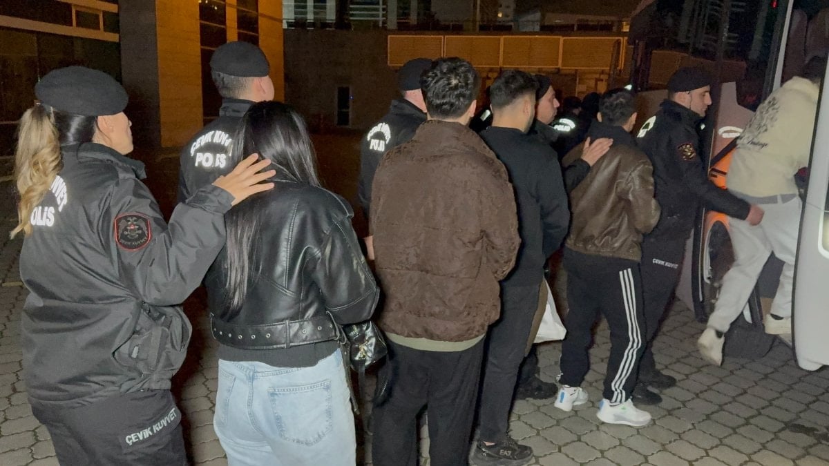 Samsun merkezli 6 ilde gerçekleştirilen yasa dışı bahis operasyonu 14 kişi tutuklandı