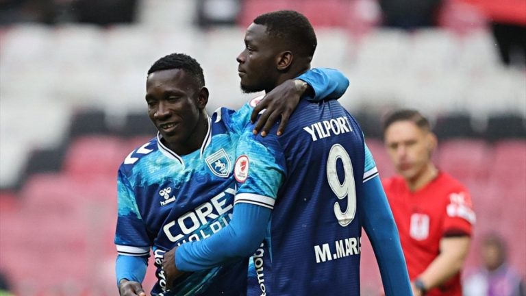 Samsunspor, kupada Bodrum FK’yı iki golle geçti