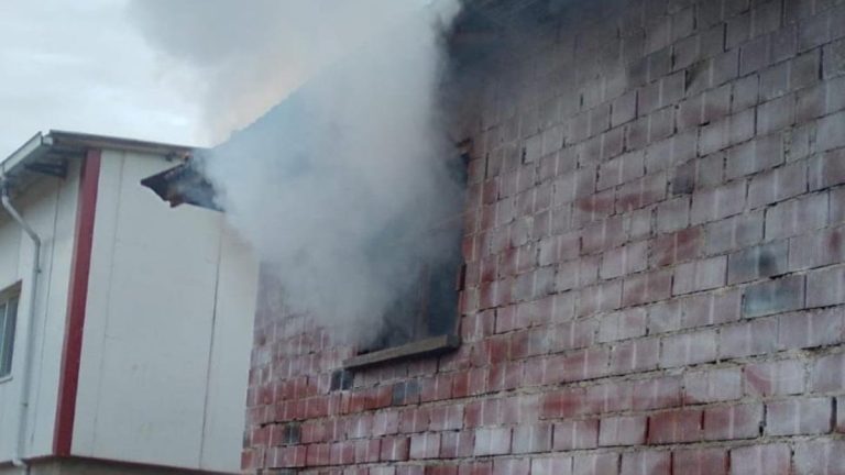 Selendi’de bir yıllık emek alevlere teslim oldu