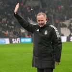 Sergen Yalçın: Bize olunca kırmızı, rakibe olunca sarı