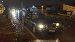 Sivas’ta yolun karşısına geçerken otomobilin çarptığı yaya ağır yaralandı