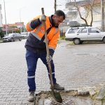 Temizlik İşleri Ekipleri 7/24 Sahada