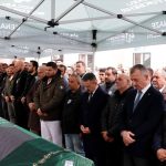 Tribünden düşerek ölen taraftarın cenazesi defnedildi