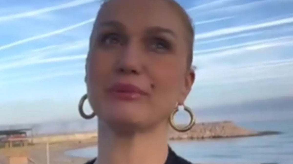 Tuğba Özay, “bulutların tuhaf” olduğunu söyledi