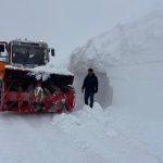 Tunceli’de karla mücadele sürüyor