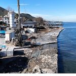 Ulaşlı sahil şeridi fırtınaya karşı yenileniyor