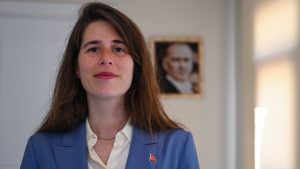 Ünlülere uyuşturucu soruşturması: CHP’li Belediye Başkanı Lal Denizli ifadeye çağrıldı