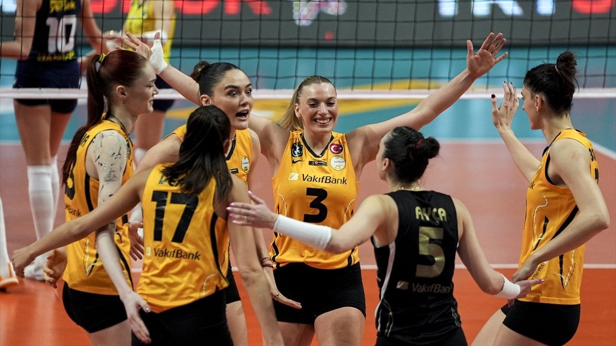 VakıfBank, Fenerbahçe’yi yendi