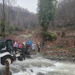 Yalova’da derede su yükselince 19 kişi mahsur kaldı