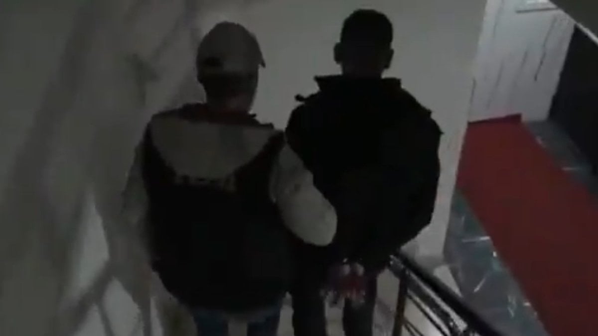 170 kişi terör propagandası ve izinsiz gösteri suçlamasıyla gözaltında