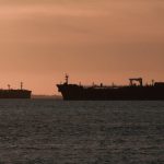 350’den fazla tanker Hürmüz’den geçmek için izin bekliyor