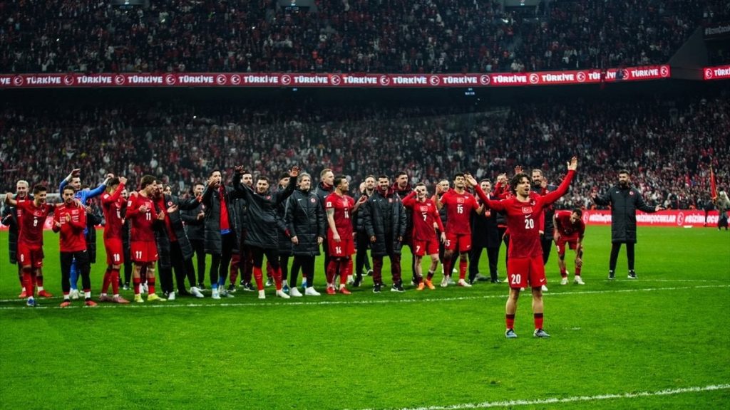 A Milli Futbol Takımı’nda büyük coşku! Maç sonu mehter marşı çaldı
