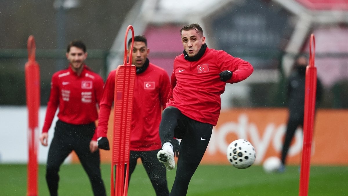 A Milli Futbol Takımı’nda Romanya mesaisi başladı