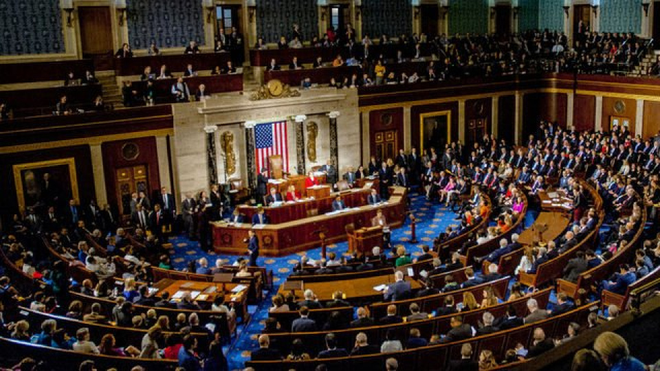 ABD’li Senatör Sanders, ABD’nin İran’a saldırılarının maliyetini eleştirdi