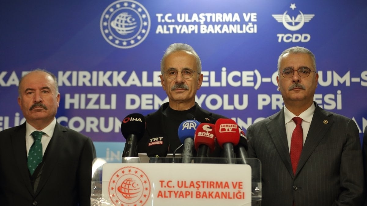 Abdulkadir Uraloğlu: Ankara-İstanbul Süper Hızlı Tren projesi ile süre 80 dakika olacak