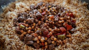 Adak yemeği: Dileği olan pişiriyor…