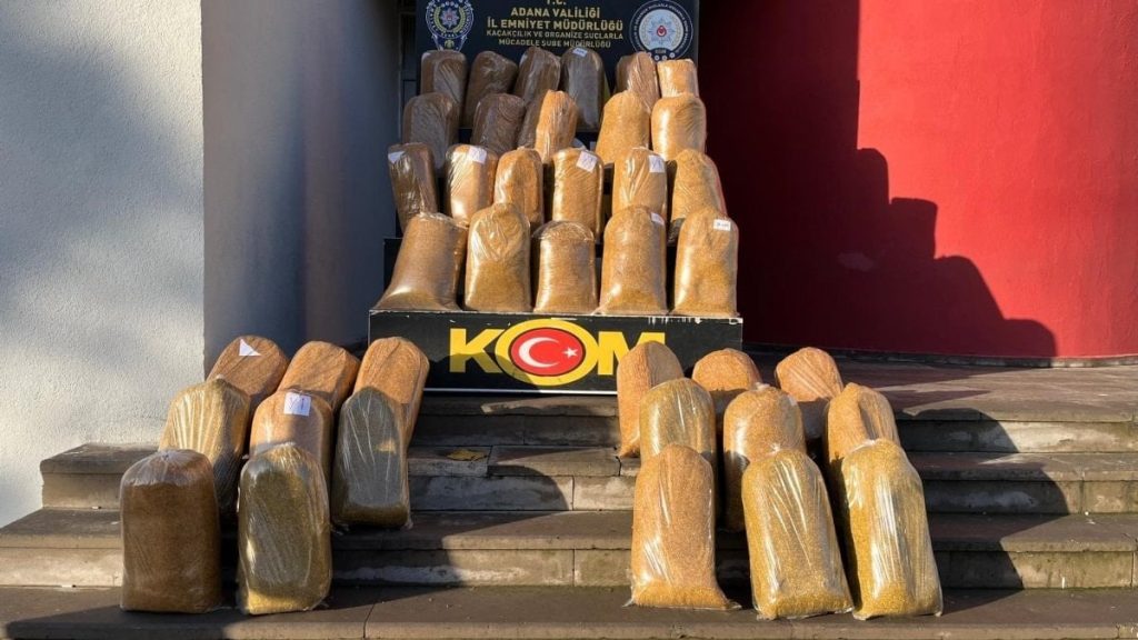 Adana’da 1 ton 650 kilogram kaçak tütün ele geçirildi