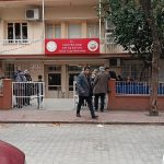 Adana’da bıçaklı saldırı: 17 yaşındaki çocuk öldü, 2 ağabeyi yaralandı