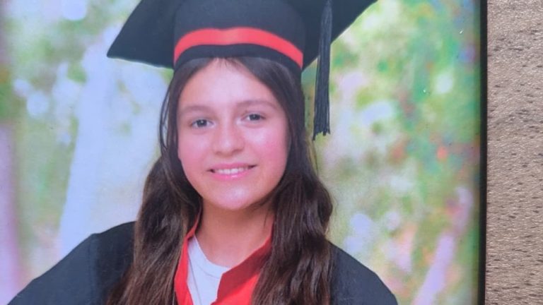 Adana’da cep telefonu elinden alınan 13 yaşındaki kız evden kaçtı