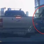 Adana’da tartışma büyüdü: Otomobile sopa ve sandalyelerle zarar verdiler